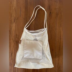 HOXIS Cream Mesh Tote with Front Pocket